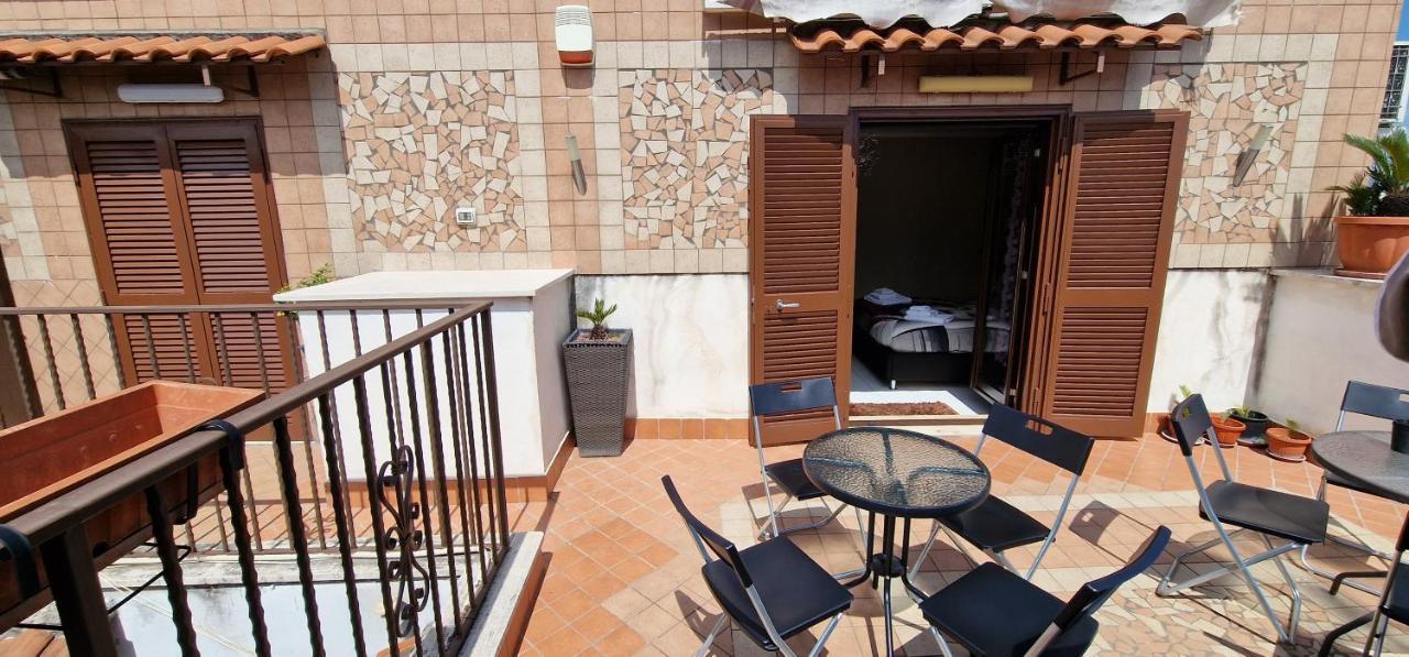 Fashion House Napoli Apartment Exterior photo