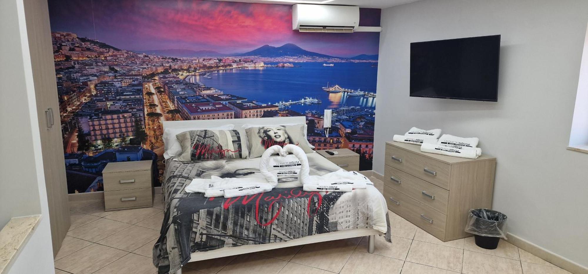 Fashion House Napoli Apartment Exterior photo